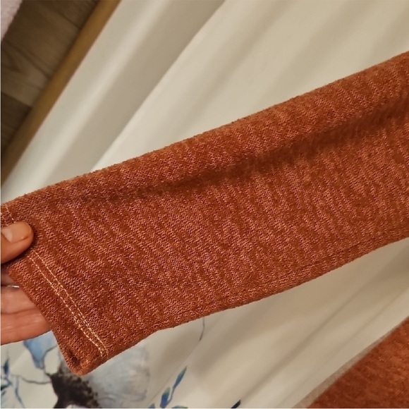 BiBi Colorblock Sweater - Picture 3 of 6